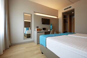 DC Hotel International