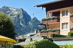 Hotel Alpenhof Kristall