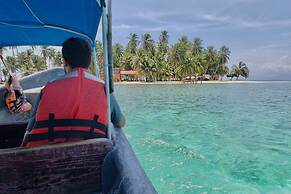 Private bedroom on paradise San Blas Island - Meals Included