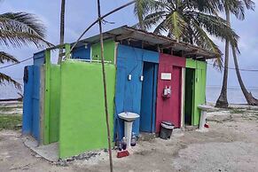 Private bedroom on paradise San Blas Island - Meals Included