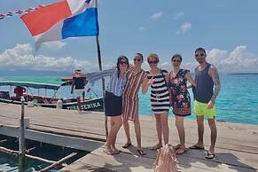 Private bedroom on paradise San Blas Island - Meals Included