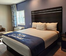 Days Inn & Suites by Wyndham La Porte