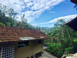 Gato de Botas Flats & Suites