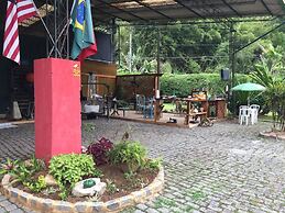 Gato de Botas Flats & Suites