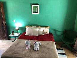 Gato de Botas Flats & Suites