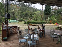 Gato de Botas Flats & Suites