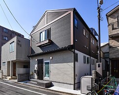 Grandouce Otorii I - Hostel, Caters to Men