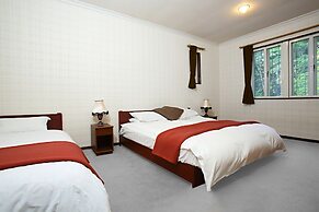 36 Degrees North, Lodge Hakuba Japan