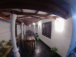 Sooriya Sewana Guest House