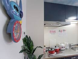 Sunny and Comfortable  Apartment 73