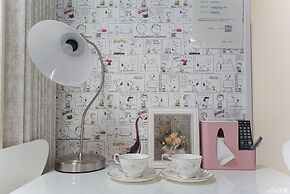 Sunny and Comfortable  Apartment 73