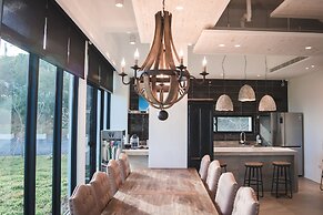 Cloud 9 Panorama Guest House