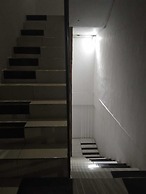 Coconut Hotel - Hostel