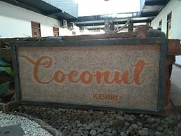 Coconut Hotel - Hostel