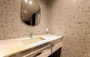 Brown Dot Hotel Nampo Chungmu