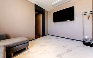 Brown Dot Hotel Nampo Chungmu