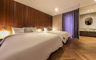 Brown Dot Hotel Nampo Chungmu