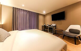 Brown Dot Hotel Nampo Chungmu