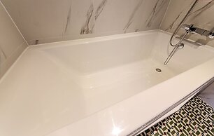 Brown Dot Hotel Nampo Chungmu