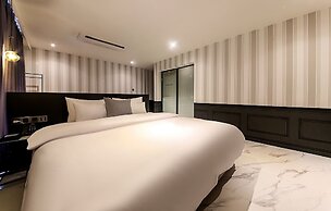 Brown Dot Hotel Nampo Chungmu