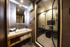 Rinn Shijo Nishinotoin