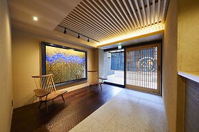 Rinn Shijo Nishinotoin