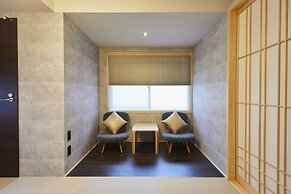 Rinn Shijo Nishinotoin