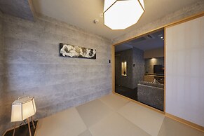 Rinn Shijo Nishinotoin