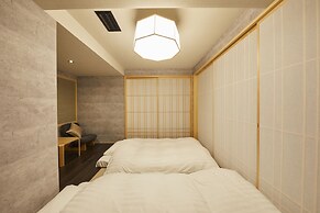 Rinn Shijo Nishinotoin