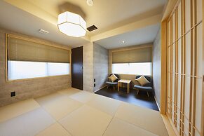 Rinn Shijo Nishinotoin