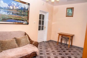 Apartment on Svetlanskaya St. 23