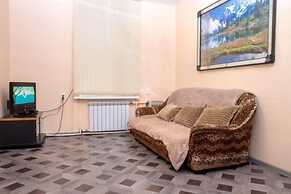 Apartment on Svetlanskaya St. 23