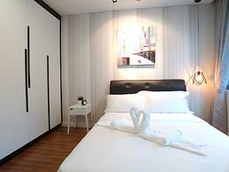 OHO Suites KLCC Summer Suites