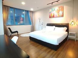 OHO Suites KLCC Summer Suites