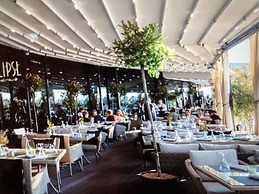 Hotel 36 - ORBI Beach Tower Batumi 36th floor