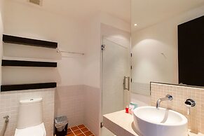 Kamala Hills by Alexanders