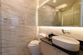 Oceana Sea View Apartments by Alexanders