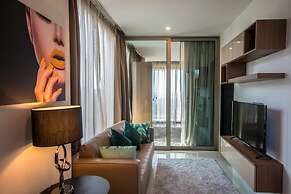 Oceana Sea View Apartments by Alexanders