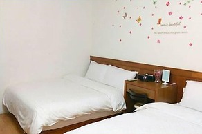 Happy Owner Homestay