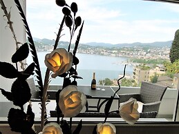 Breathtaking View for a Romantic Stay