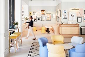 The Adnate Perth - Art Series