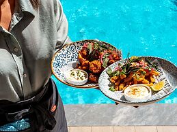 The Adnate Perth - Art Series