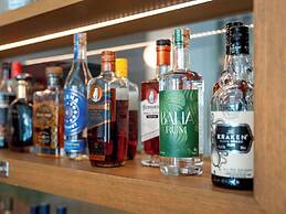 The Adnate Perth - Art Series