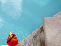 The Adnate Perth - Art Series