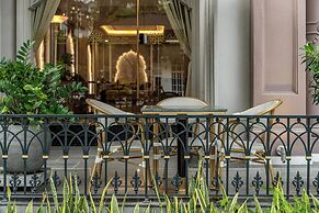 Golden Tree Hotel & Apartment