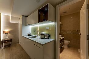 Golden Tree Hotel & Apartment