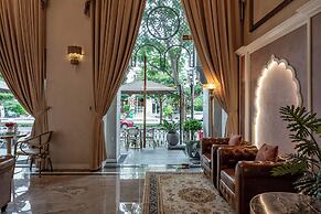 Golden Tree Hotel & Apartment