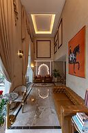 Golden Tree Hotel & Apartment