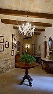 Village Knights Accommodation