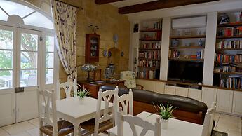 Village Knights Accommodation